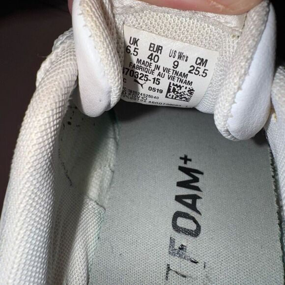 Puma Carina Sneaker Size 9 - Picture 7 of 7